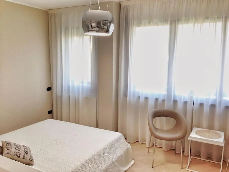 Appartamento Vicino Metro Precotto, Garage Gratuito Milan
