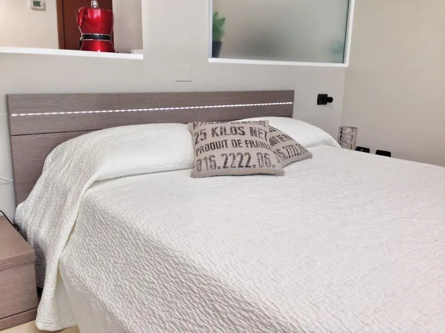 Appartamento Vicino Metro Precotto, Garage Gratuito Milan 0*,  Italy